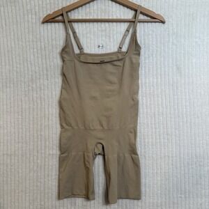 Skims sold n/a  Bust Shortie Bodysuit Clay Sz n/a sold